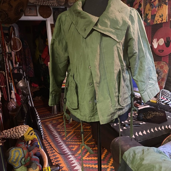 NICHOLAS K Silk and Linen Army Green Rain Jacket, size L (but fits like an S-M) - Picture 4 of 6